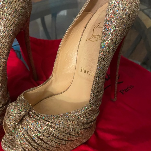 Christian Louboutin Jenny Peep Toe Pumps 150mm Gold - Picture 3 of 7
